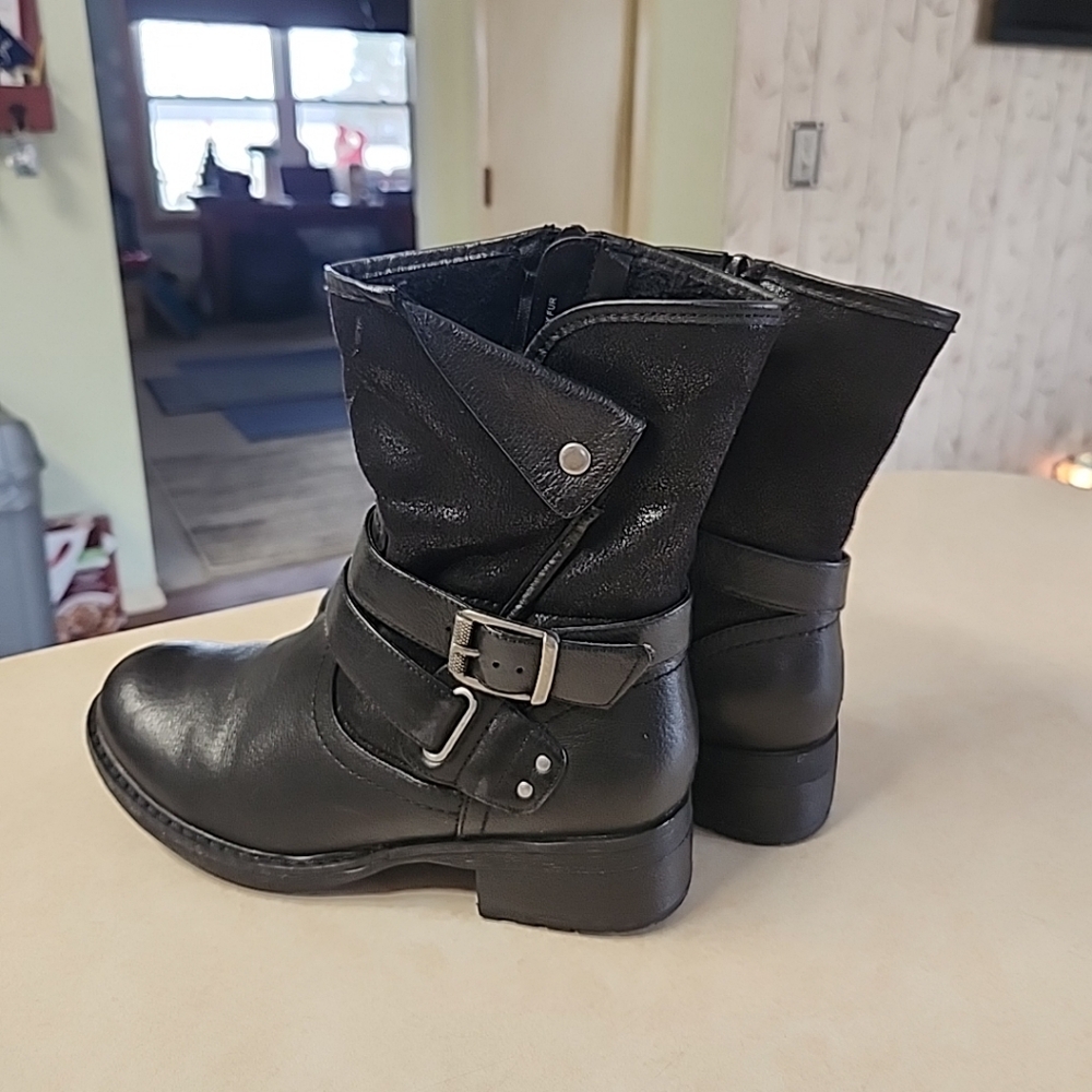 BearTraps Women's Winter Hailie Black Leather Boot Buckle Size 6.5 - Picture 2 of 10